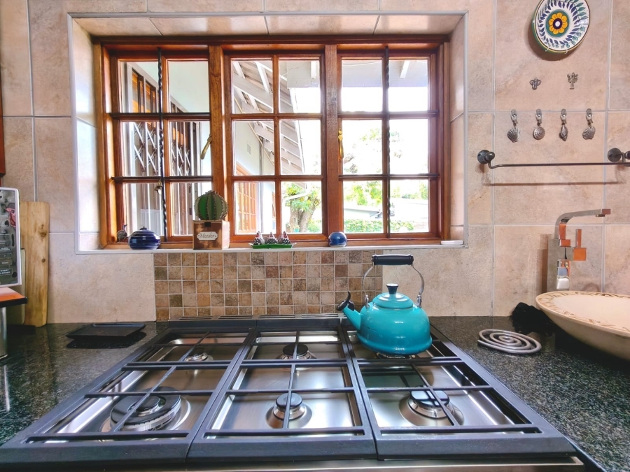 4 Bedroom Property for Sale in Oewersig North West